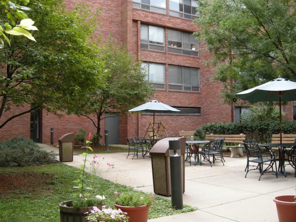 Huntington Hills Center for Health and Rehabilitation